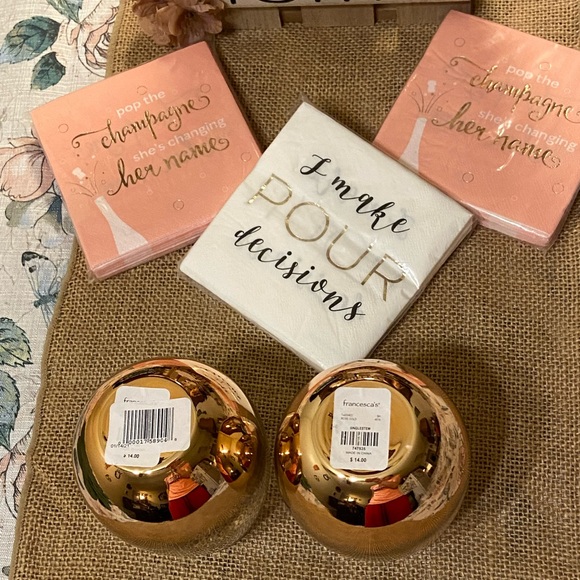 Francesca’s Collection of Stemless Wine glasses & matching Beverage Napkins NWT - Picture 12 of 13
